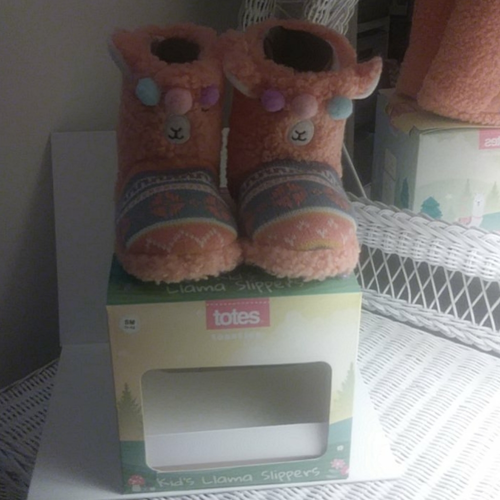 Kids Liama slippers